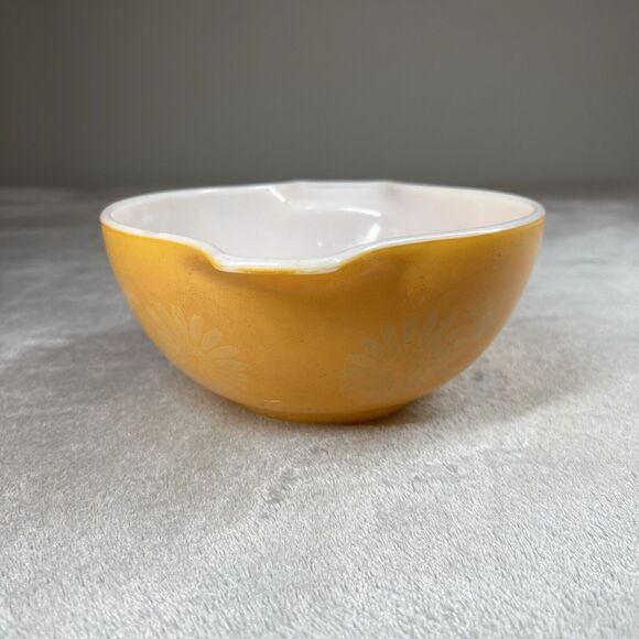 Vintage Pyrex Mixing Bowls Lot Of 3 American Gooseberry Sunflower - Picture 3 of 16